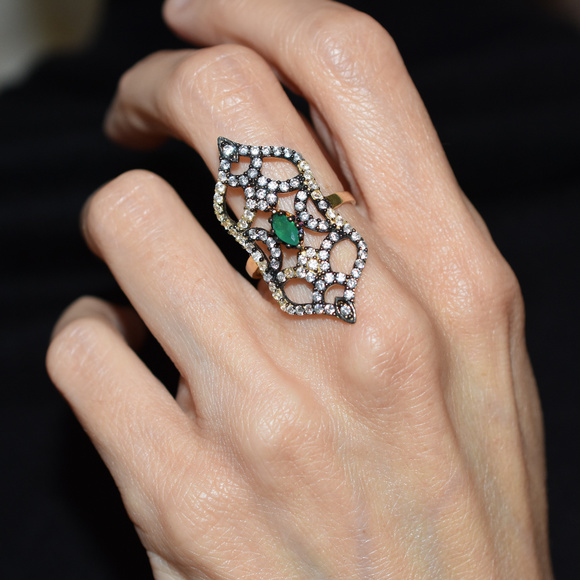 925 Silver cz Statement Cocktail Ring - Picture 3 of 3